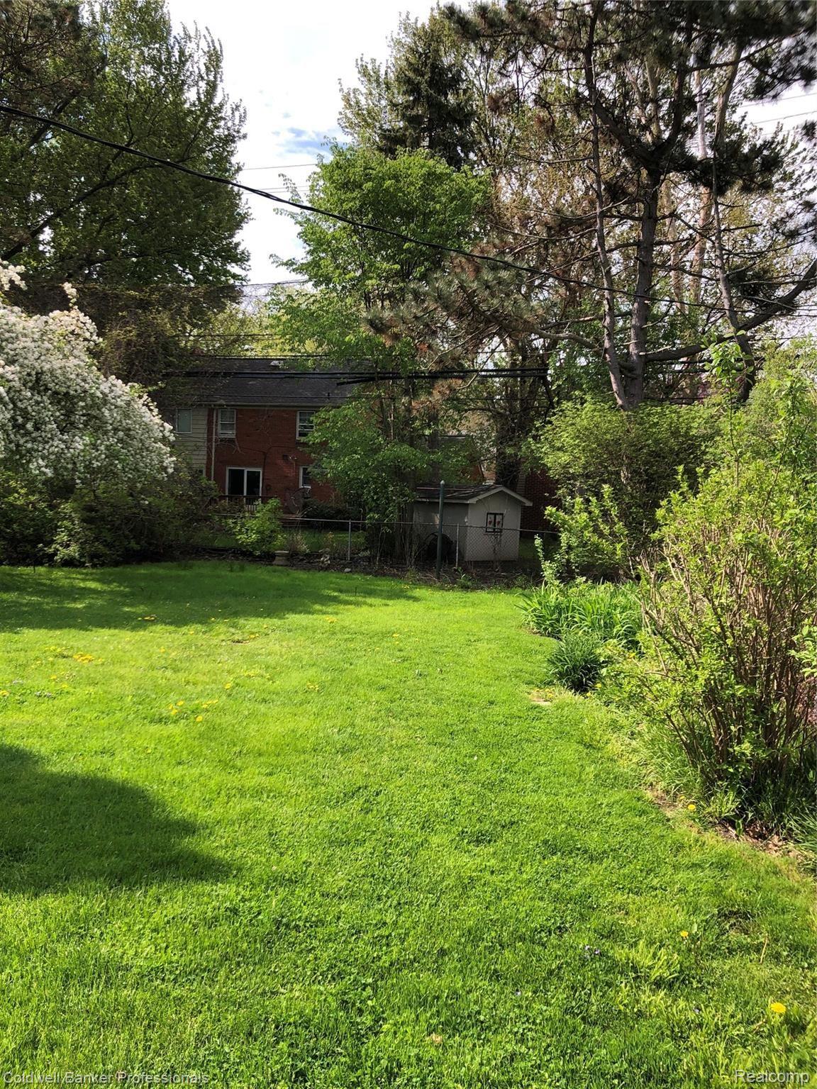 1141 South Renaud Road Grosse Pointe, MI 48236 - Photo 46 of 52 IMG_3442.jpg