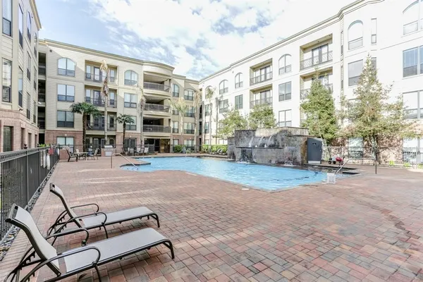 $1,995 | 2299 Lone Star Drive, Unit 324, Sugar Land, TX 77479