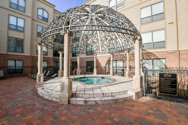 $1,995 | 2299 Lone Star Drive, Unit 324, Sugar Land, TX 77479