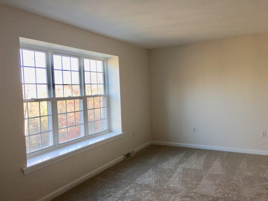 400 Ridgefield Circle, Unit C Clinton, MA 01510 - Photo 17 of 30 Gallery Image 17