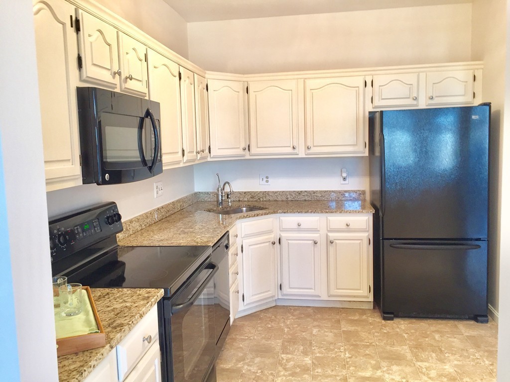 400 Ridgefield Circle, Unit C Clinton, MA 01510 - Photo 5 of 30 Gallery Image 5