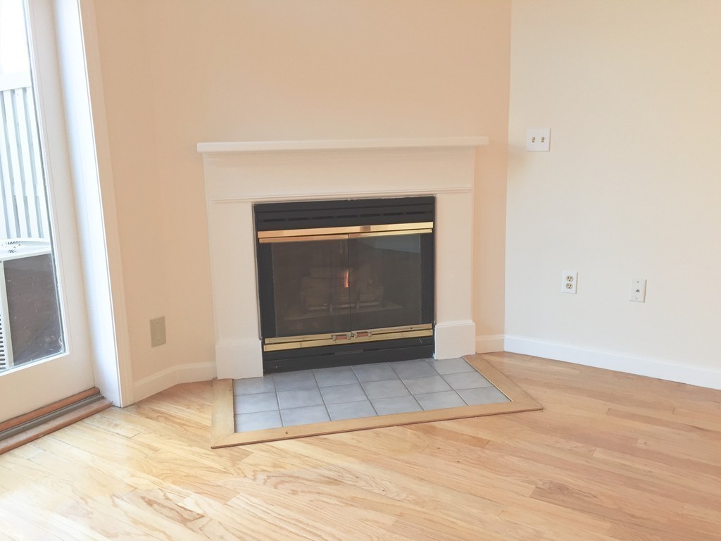 400 Ridgefield Circle, Unit C Clinton, MA 01510 - Photo 7 of 30 Gallery Image 7