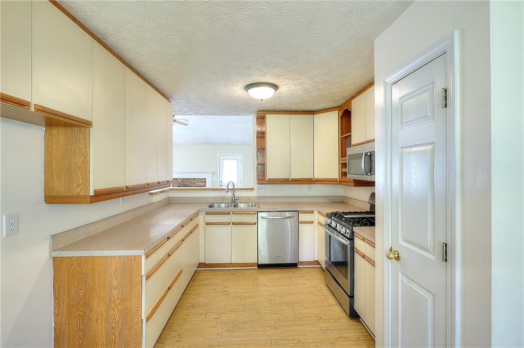 2875 New Hope Road Dacula, GA 30019 - Photo 13 of 28