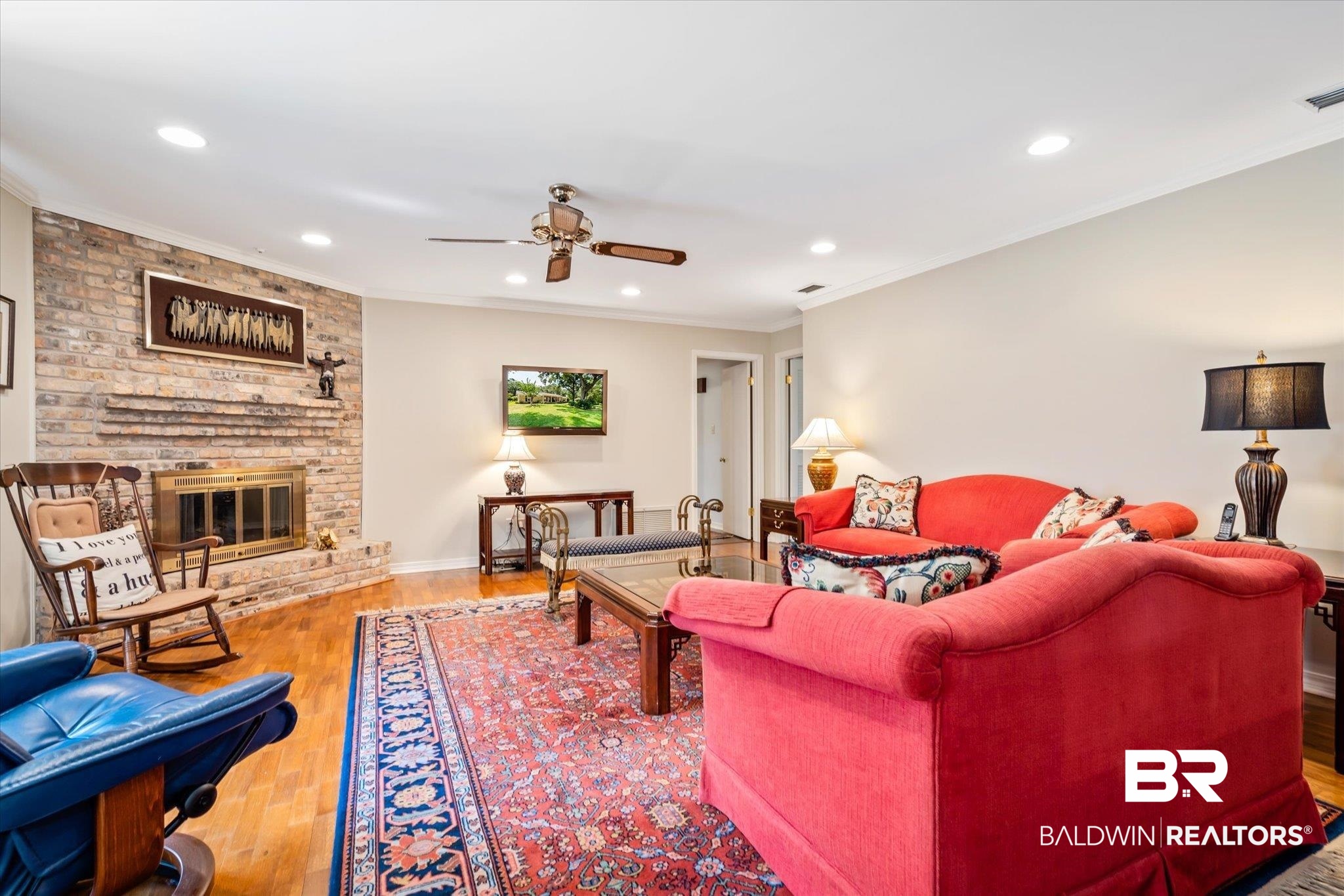 4587 Hawthorne Place Mobile, AL 36608 - Photo 13 of 32 FAMILY ROOM
