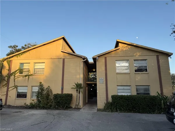 $1,275 | 1915 Braman Avenue, Unit 5, Fort Myers, FL 33901