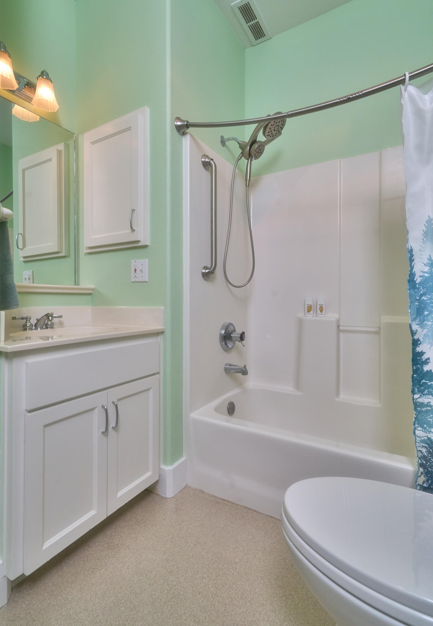 621 Nepenthe Road Ashland, OR 97520 - Photo 25 of 52 621 Nepenthe Rd_Ashland_29