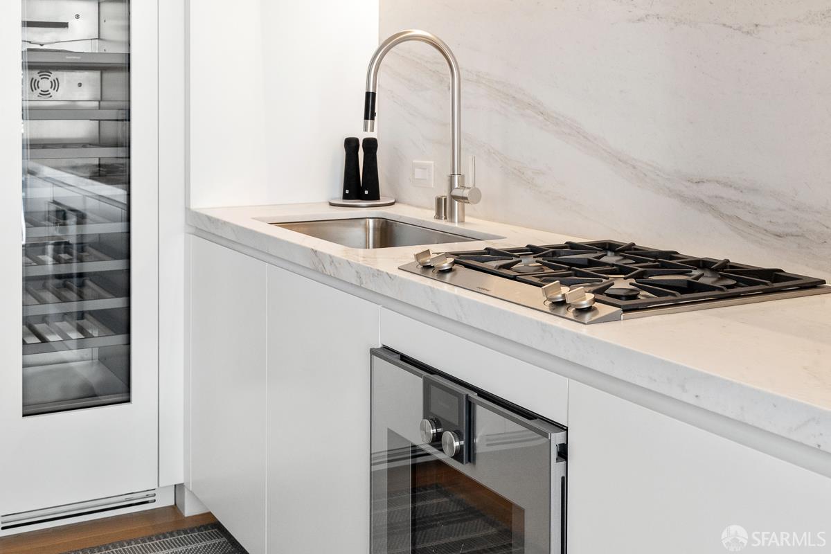 1 Steuart Lane, Unit 407 San Francisco, CA 94105 - Photo 13 of 46