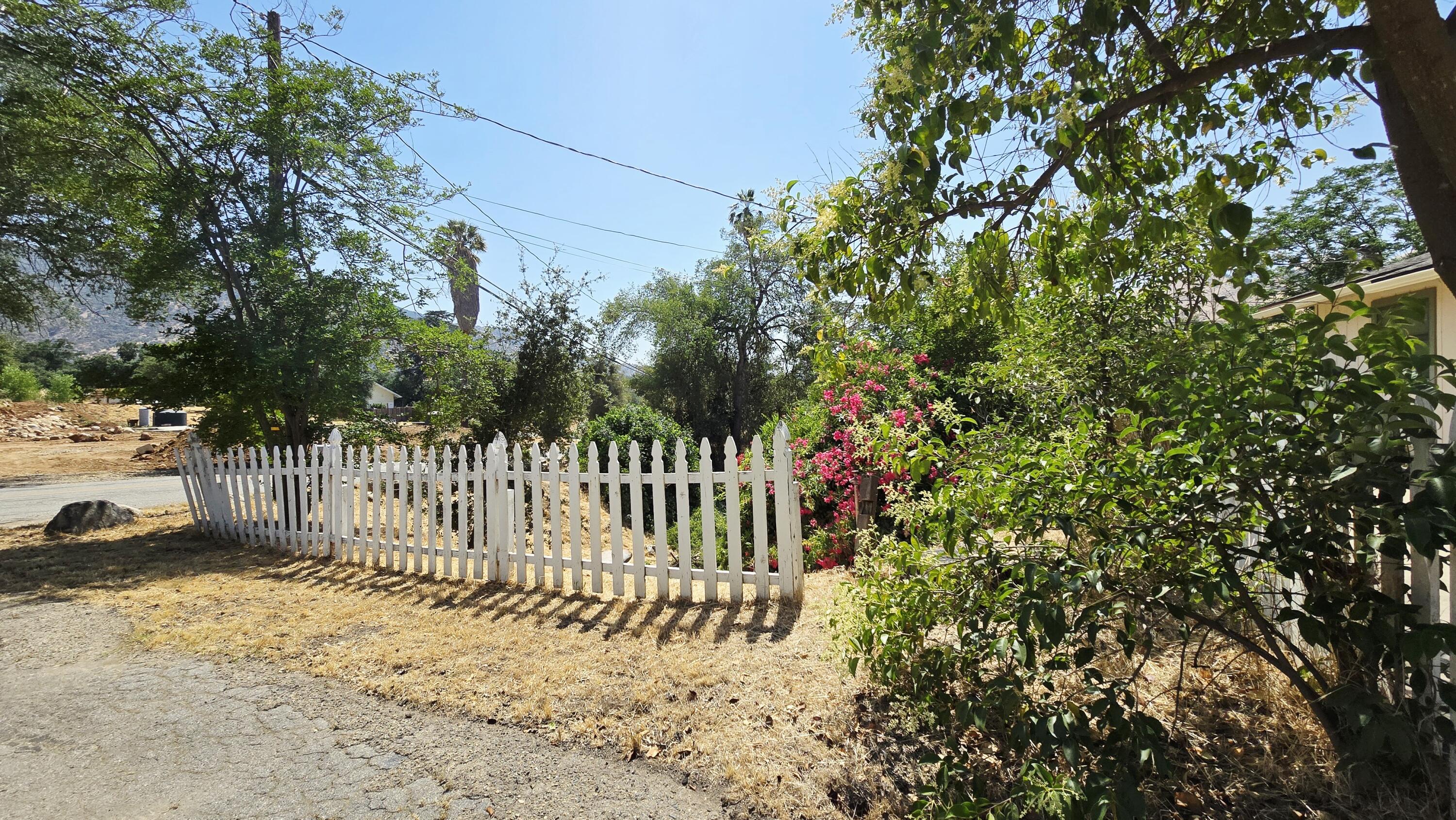 40951 Old Three Rivers Road Three Rivers, CA 93271 - Photo 2 of 24 20250604_150318