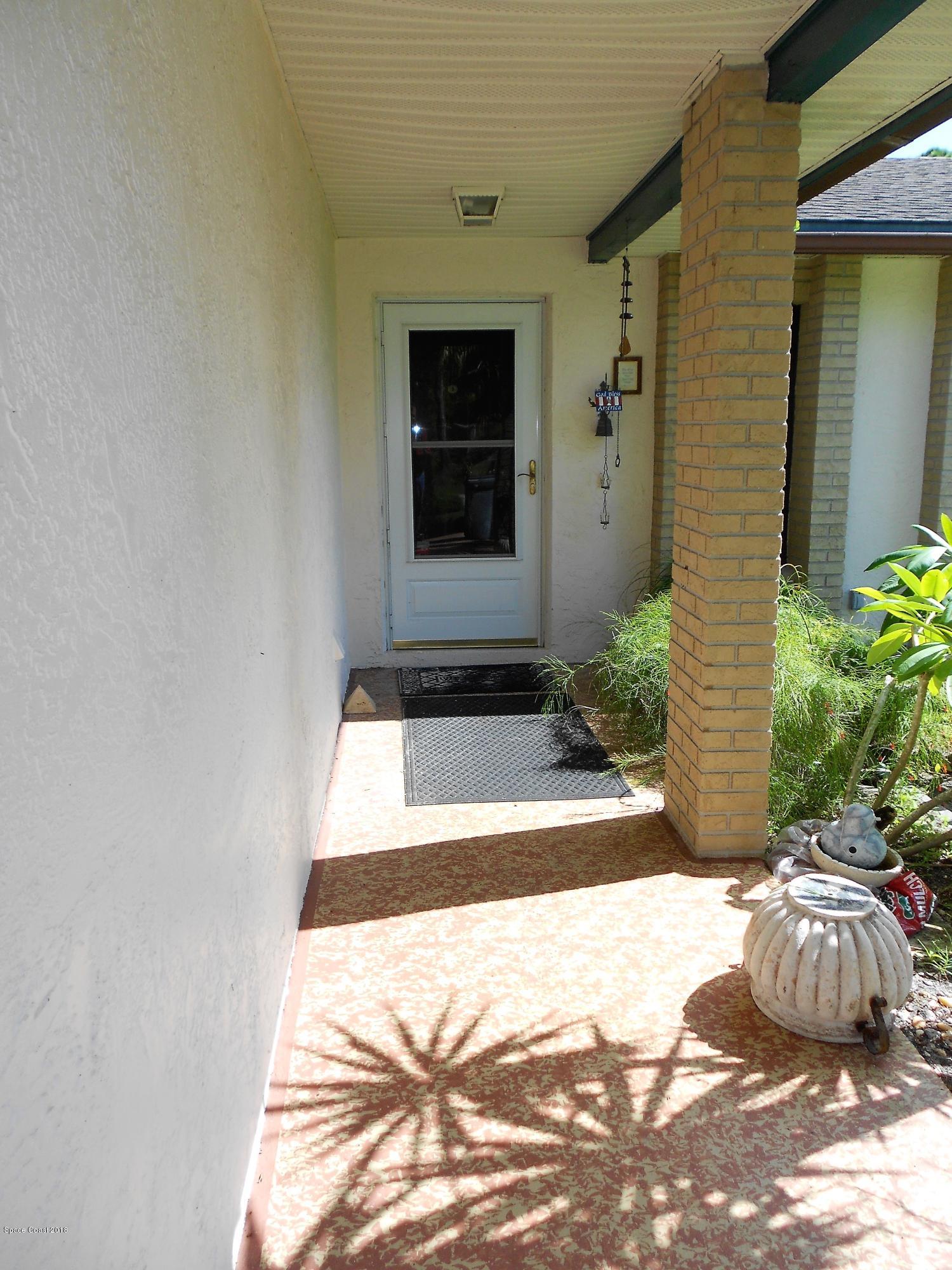 967 Raleigh Road Southeast Palm Bay, FL 32909 - Photo 6 of 23 DSCN1013