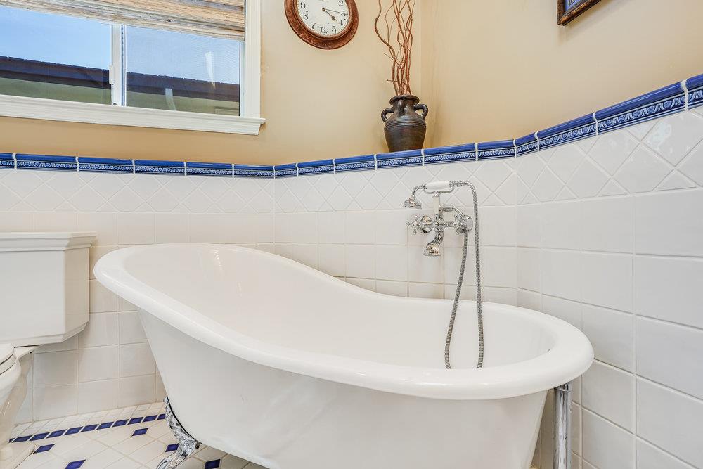 475 Rincon Avenue Sunnyvale, CA 94086 - Photo 42 of 58 a bathroom with a sink and a bathtub