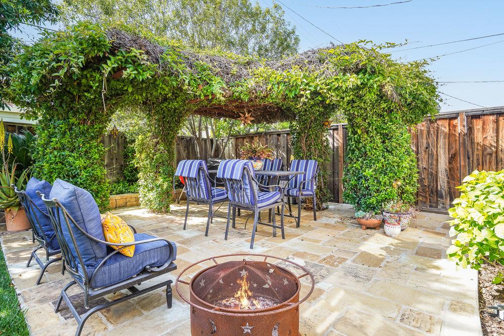 475 Rincon Avenue Sunnyvale, CA 94086 - Photo 48 of 58 a view of a backyard with sitting area furniture and garden