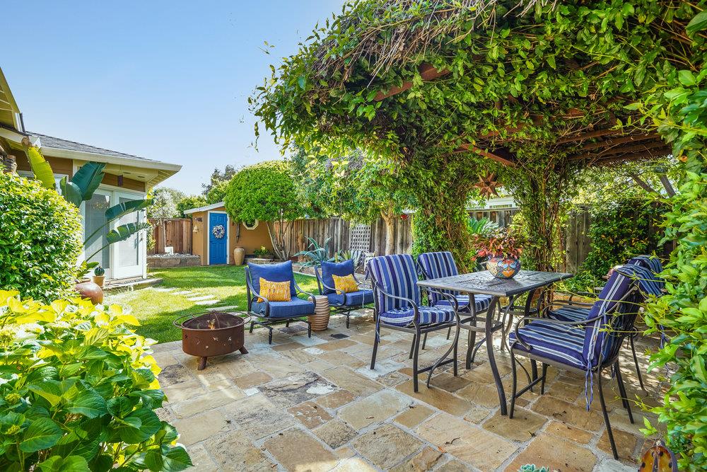 475 Rincon Avenue Sunnyvale, CA 94086 - Photo 49 of 58 a view of a chairs and table in the patio
