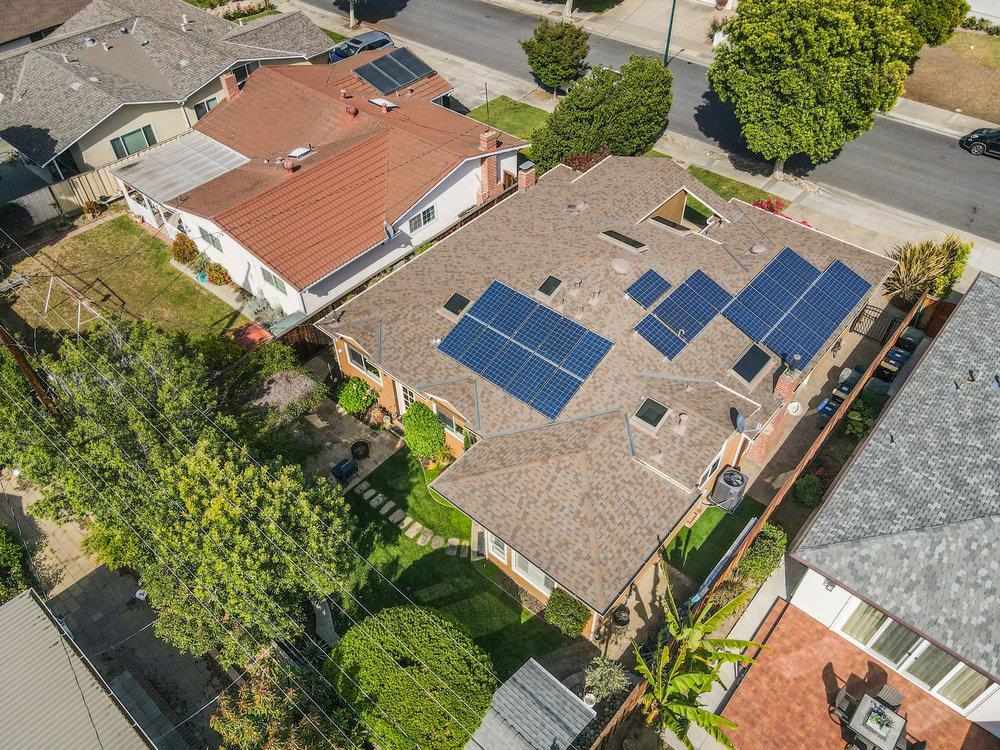 475 Rincon Avenue Sunnyvale, CA 94086 - Photo 55 of 58 an aerial view of a house with a garden