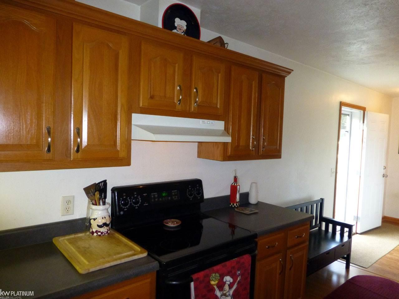 48971 Sugarbush Road Chesterfield, MI 48047 - Photo 8 of 36 Gallery Image 8