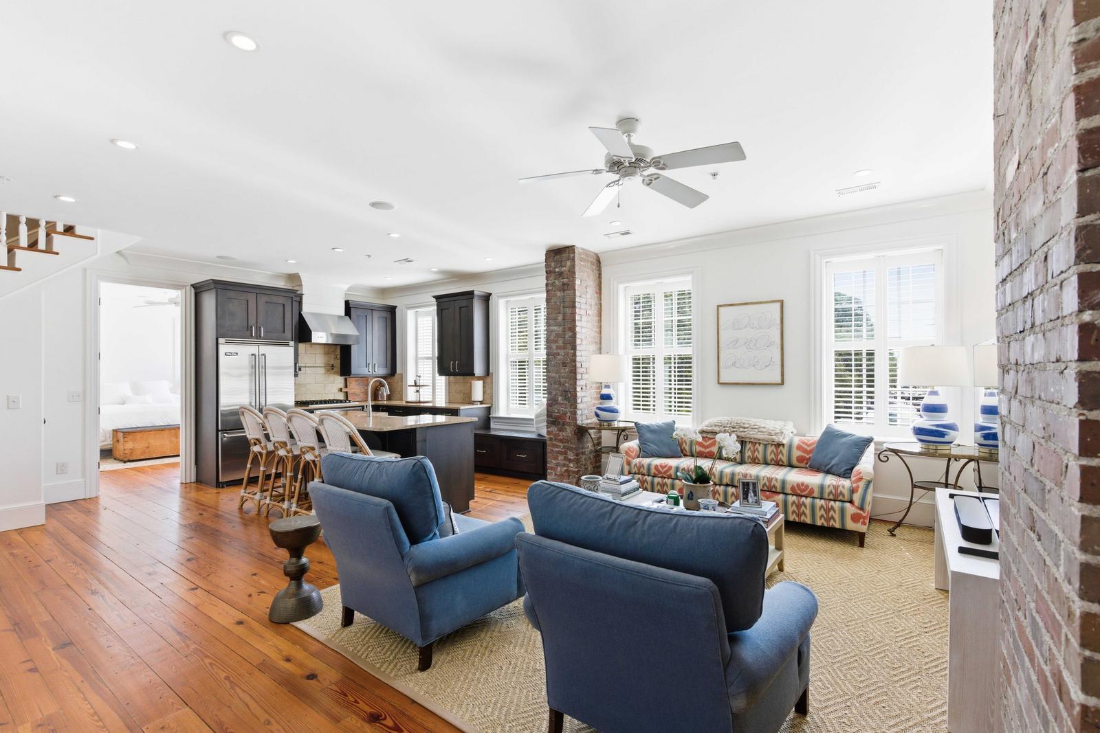 218 Venning Street, Unit 2 Mount Pleasant, SC 29464 - Photo 4 of 48 4