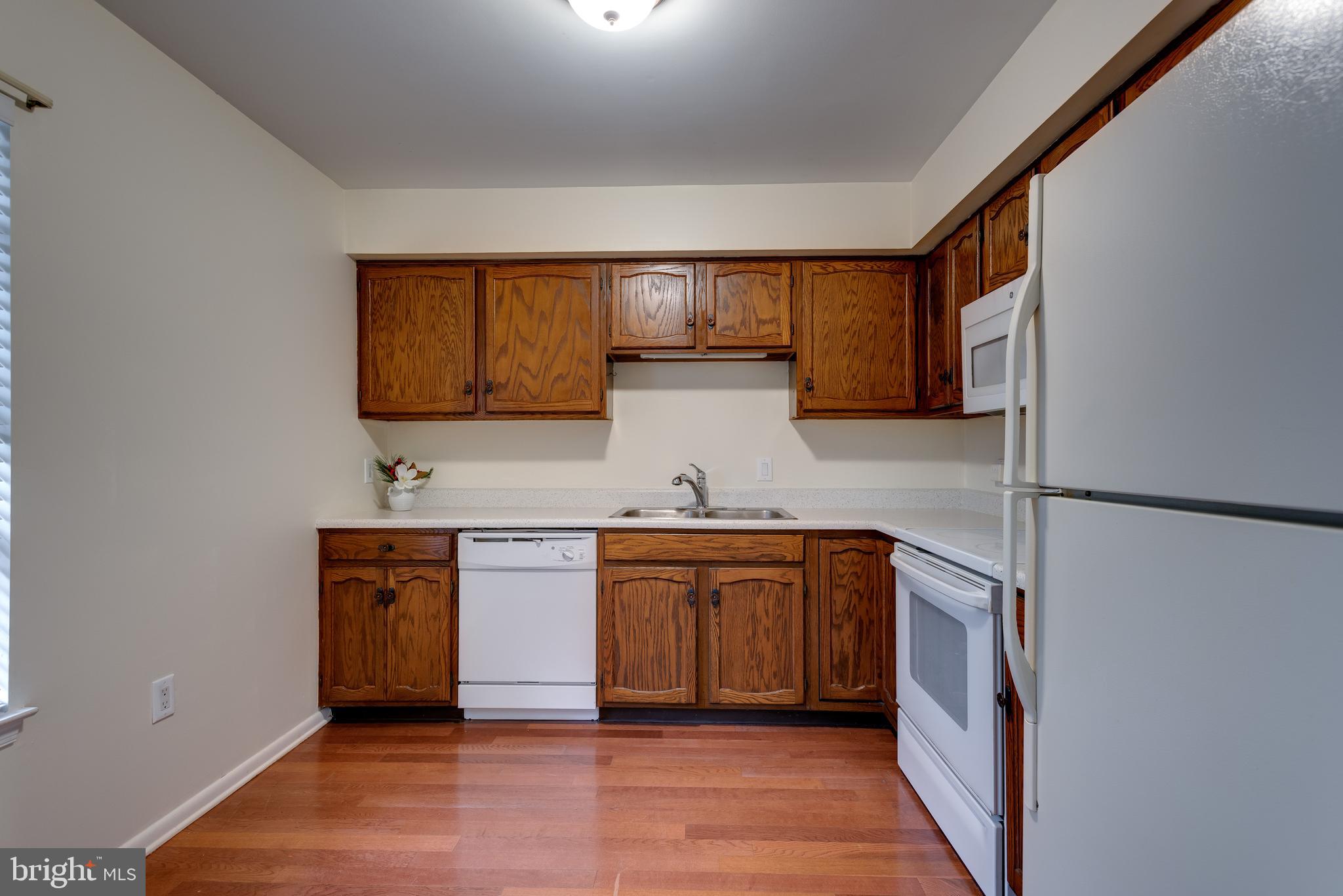 245 Valley Stream Lane Chesterbrook, PA 19087 - Photo 4 of 22 Gallery Image 4