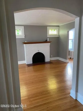 $2,800 | 30 Cardinal Avenue, Albany, NY 12208