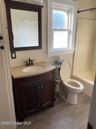 $2,800 | 30 Cardinal Avenue, Albany, NY 12208