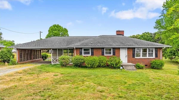 $209,000 | 5860 Highway 49, Liberty, NC 27298