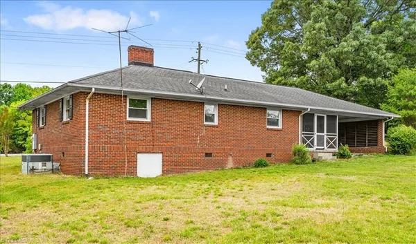 $209,000 | 5860 Highway 49, Liberty, NC 27298