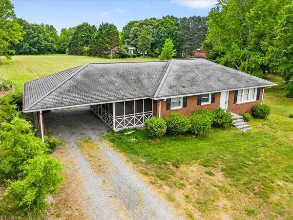 $209,000 | 5860 Highway 49, Liberty, NC 27298