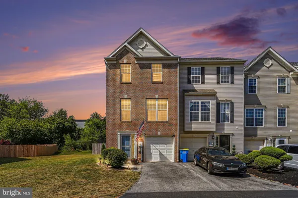$269,900 | 270 Country Ridge Drive, Red Lion, PA 17356