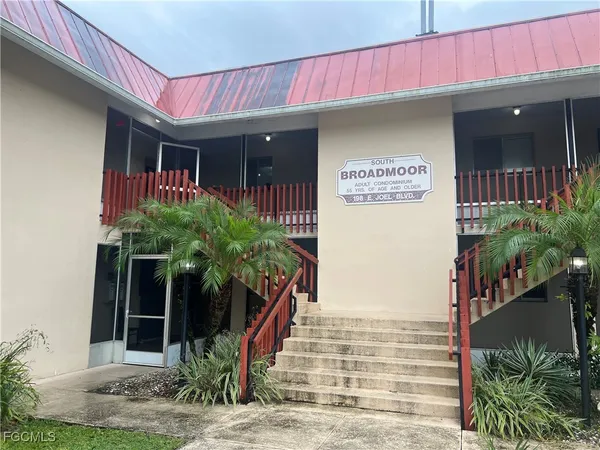 $1,200 | 198 Joel Boulevard, Unit 6, Lehigh Acres, FL 33936