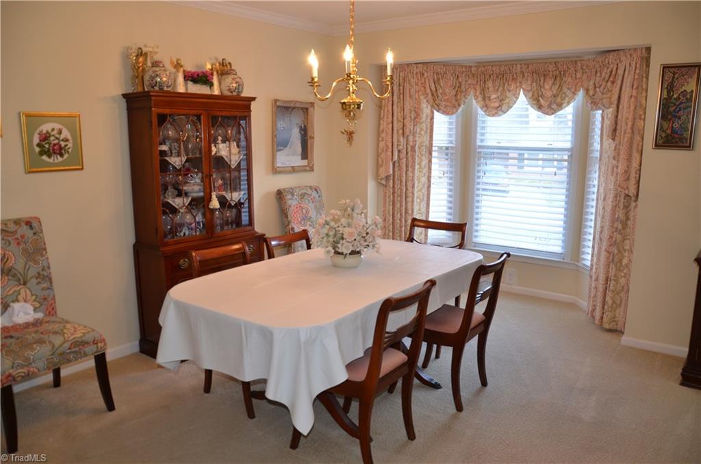 1611 Ternberry Road High Point, NC 27262 - Photo 8 of 11 Spacious Dining Room
