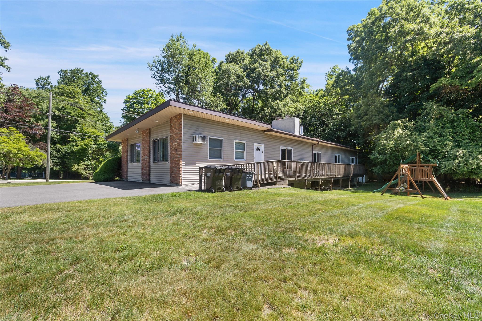 2 Ruth Court Monsey, NY 10952 - Photo 5 of 41