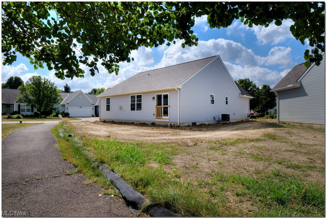 7701 Webster Road Middleburg Heights, OH 44130 - Photo 4 of 29 Gallery Image 4