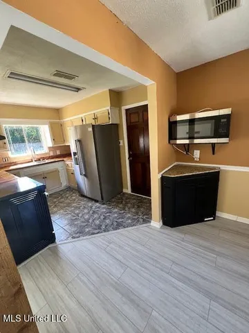 $1,800 | 471 Glen Valley Way, Gulfport, MS 39507