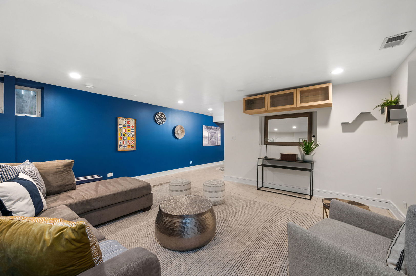 3343 West Potomac Avenue Chicago, IL 60651 - Photo 31 of 44 a living room with furniture