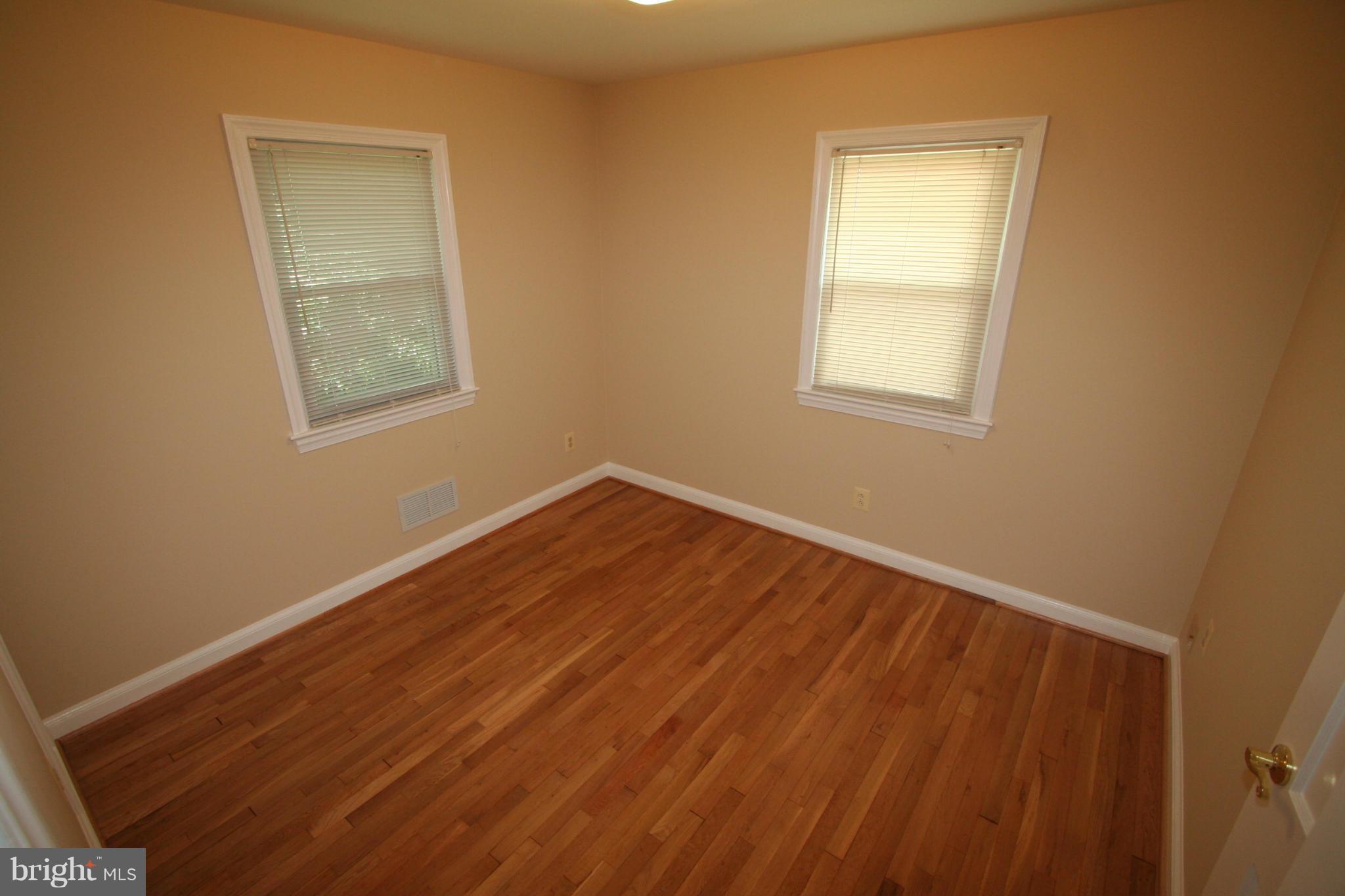 10514 Inwood Avenue Silver Spring, MD 20902 - Photo 14 of 30 Bedroom