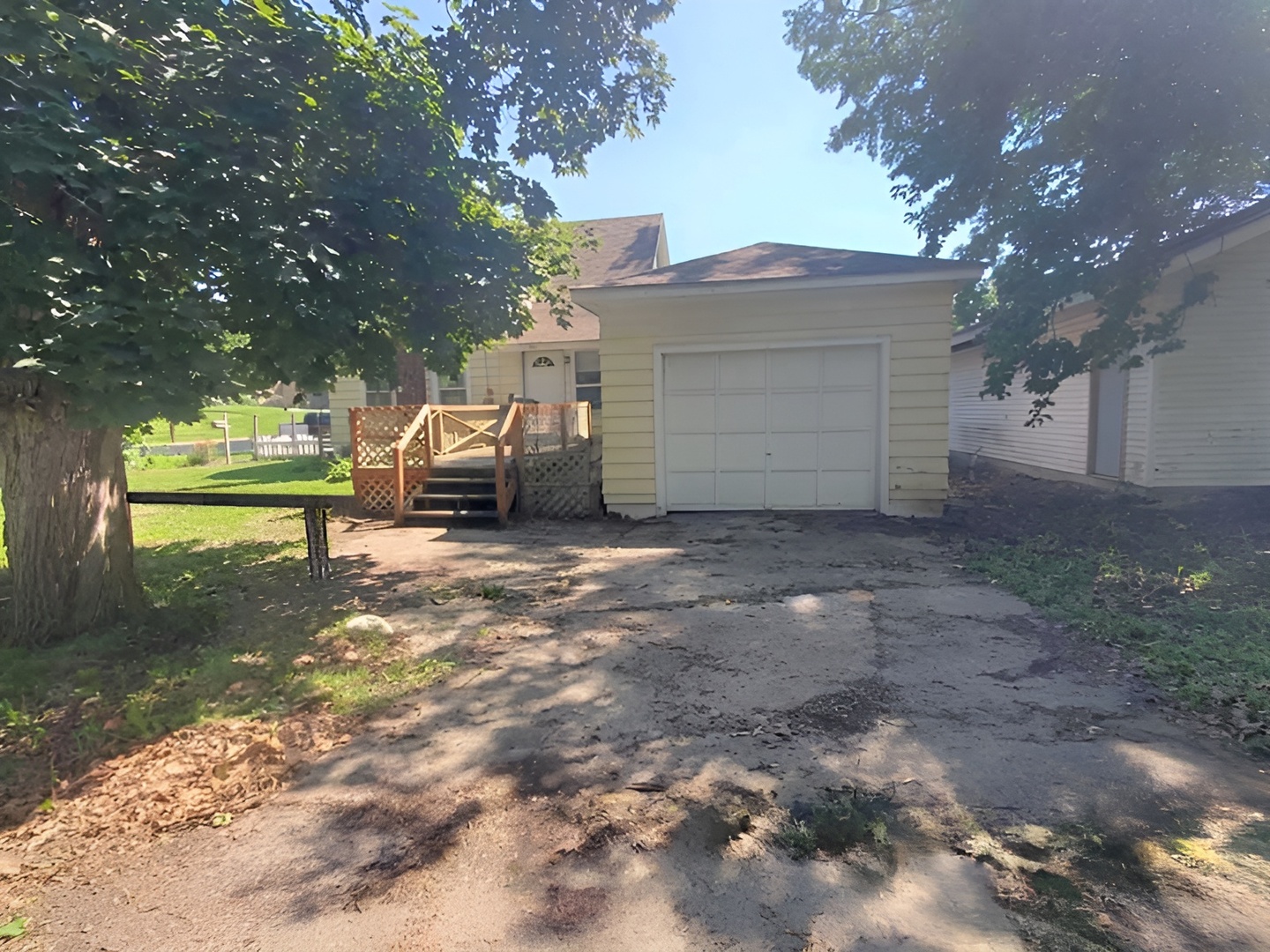 802 Locust Street Prophetstown, IL 61277 - Photo 6 of 13