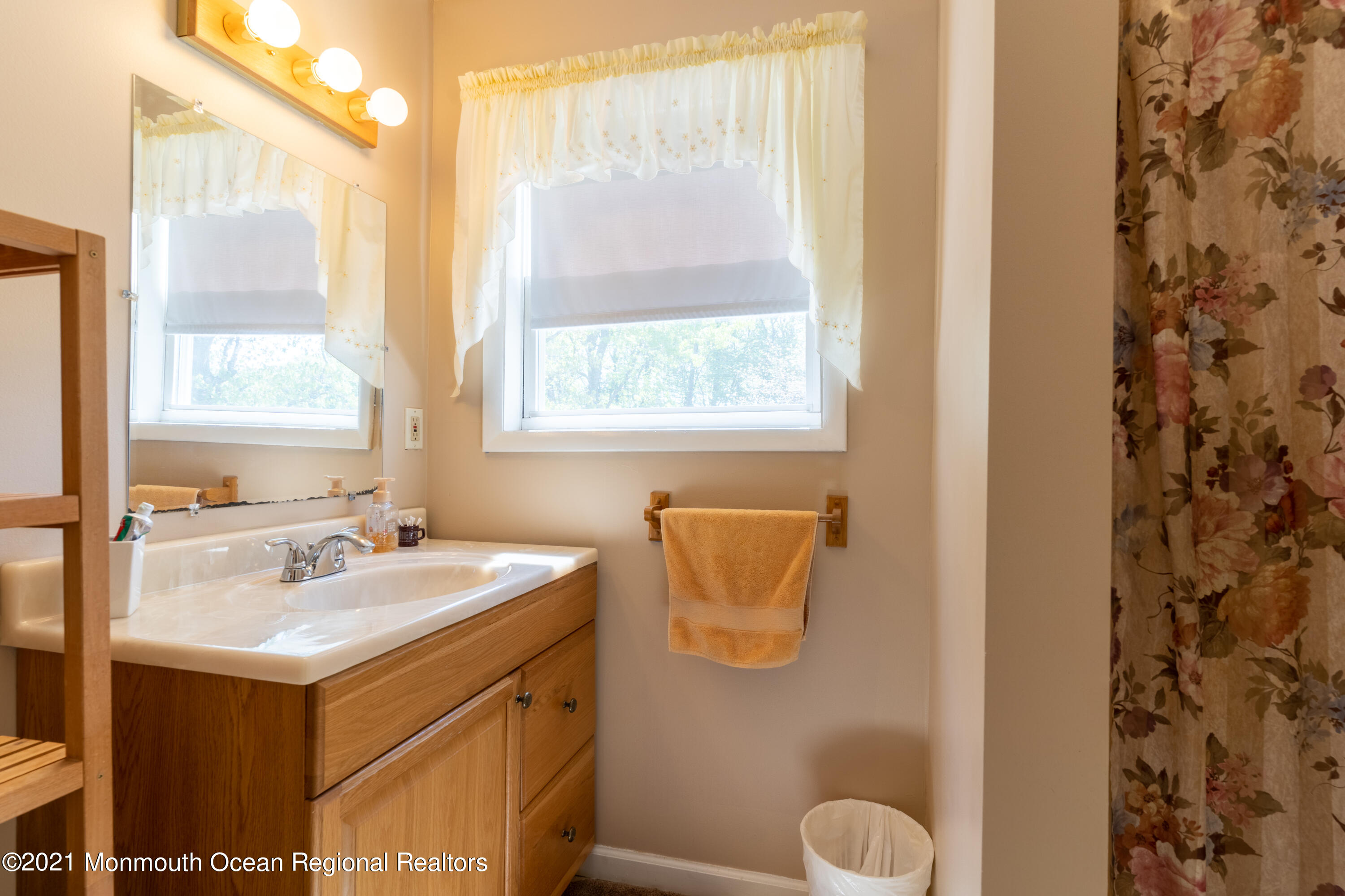 23 Fordham Road Jackson, NJ 08527 - Photo 18 of 42 Master Bath