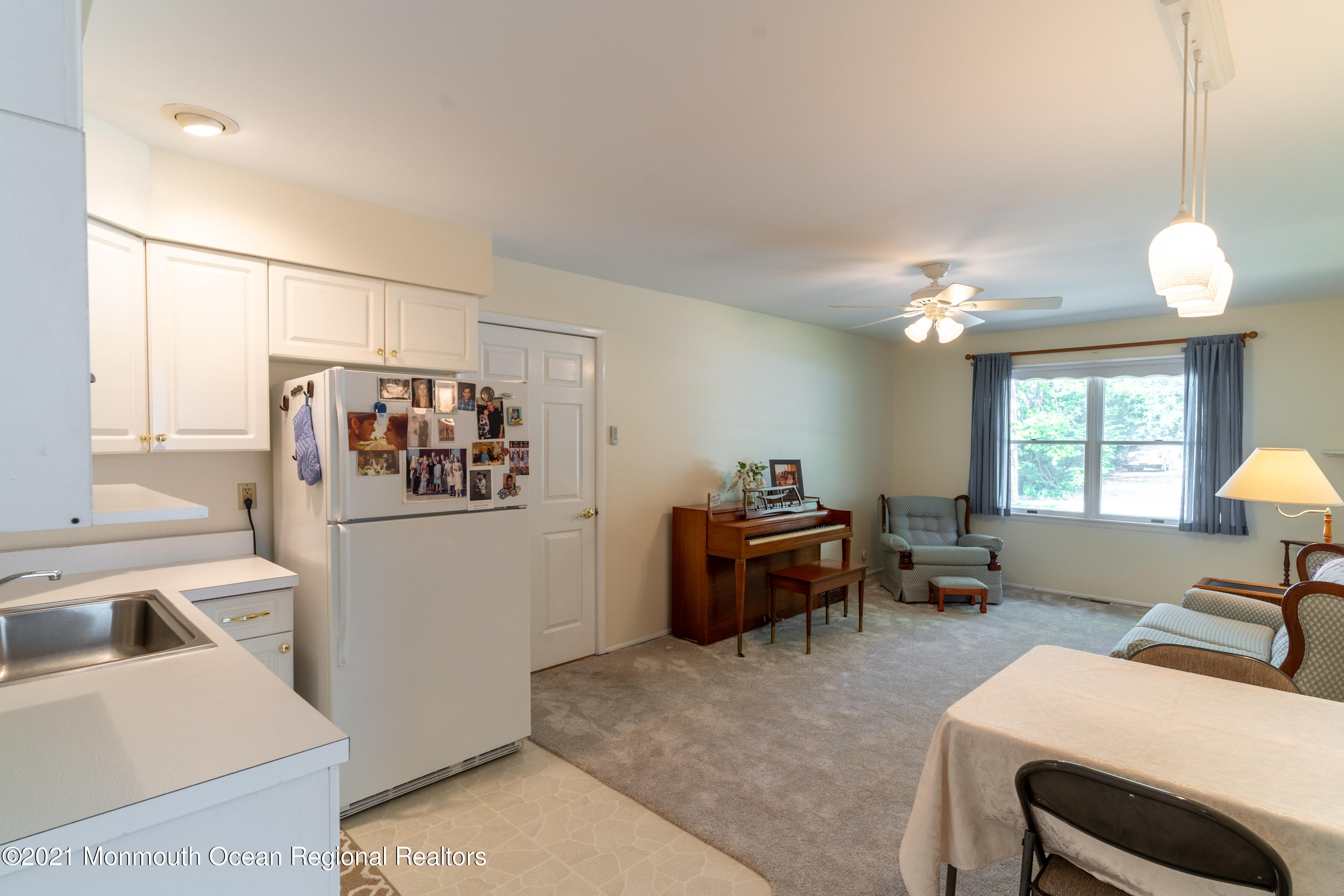 23 Fordham Road Jackson, NJ 08527 - Photo 31 of 42 In-Law Suite - Kitchen/Living Room