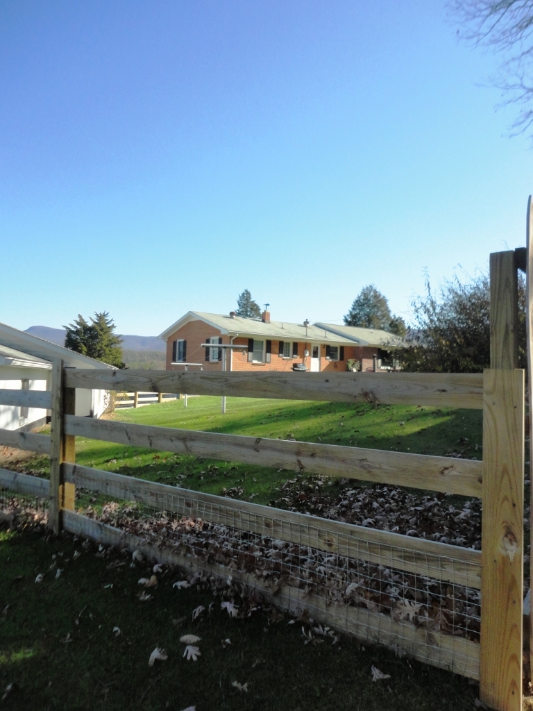 6016 Potts Creek Road Covington, VA 24426 - Photo 25 of 40 9rear of home2