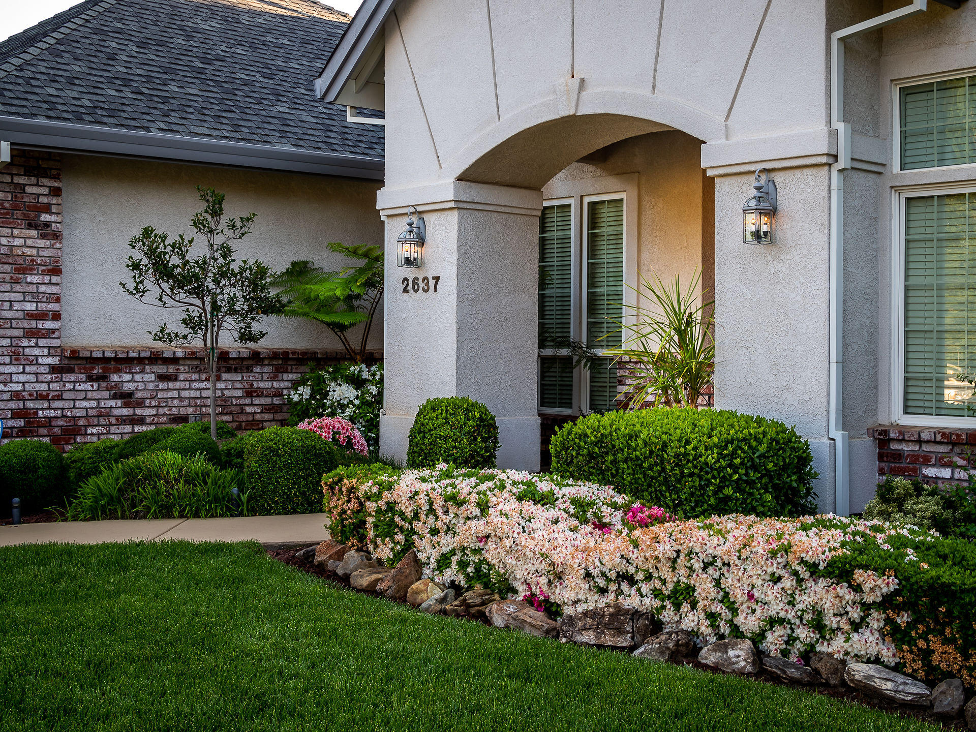 2637 La Rinconada Place Redding, CA 96002 - Photo 43 of 94 Front