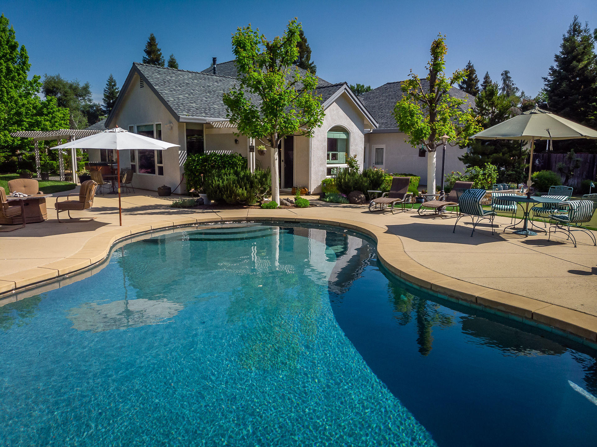2637 La Rinconada Place Redding, CA 96002 - Photo 5 of 94 DJI_0479