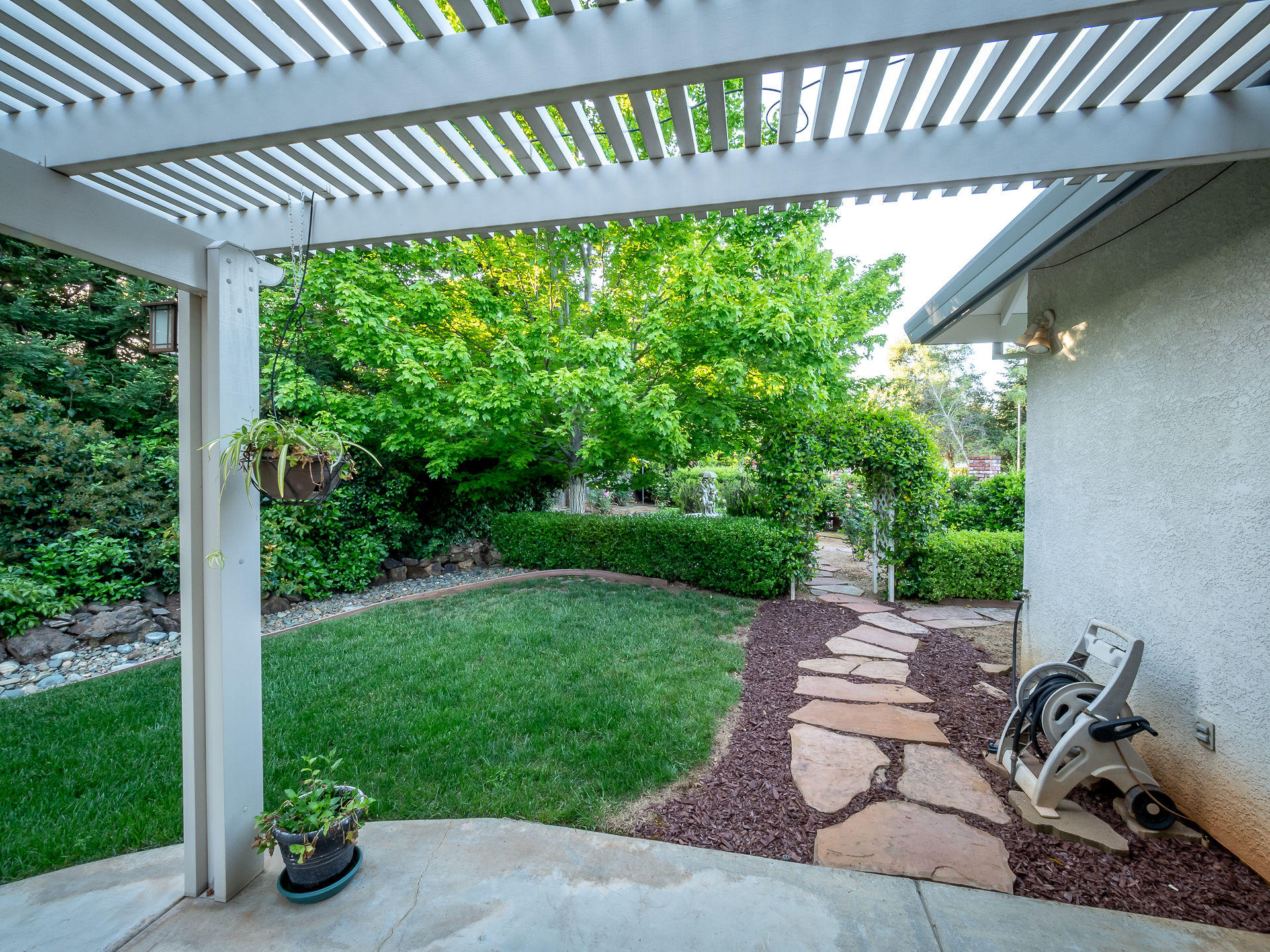 2637 La Rinconada Place Redding, CA 96002 - Photo 64 of 94 2637LaRinconadaPlace_335