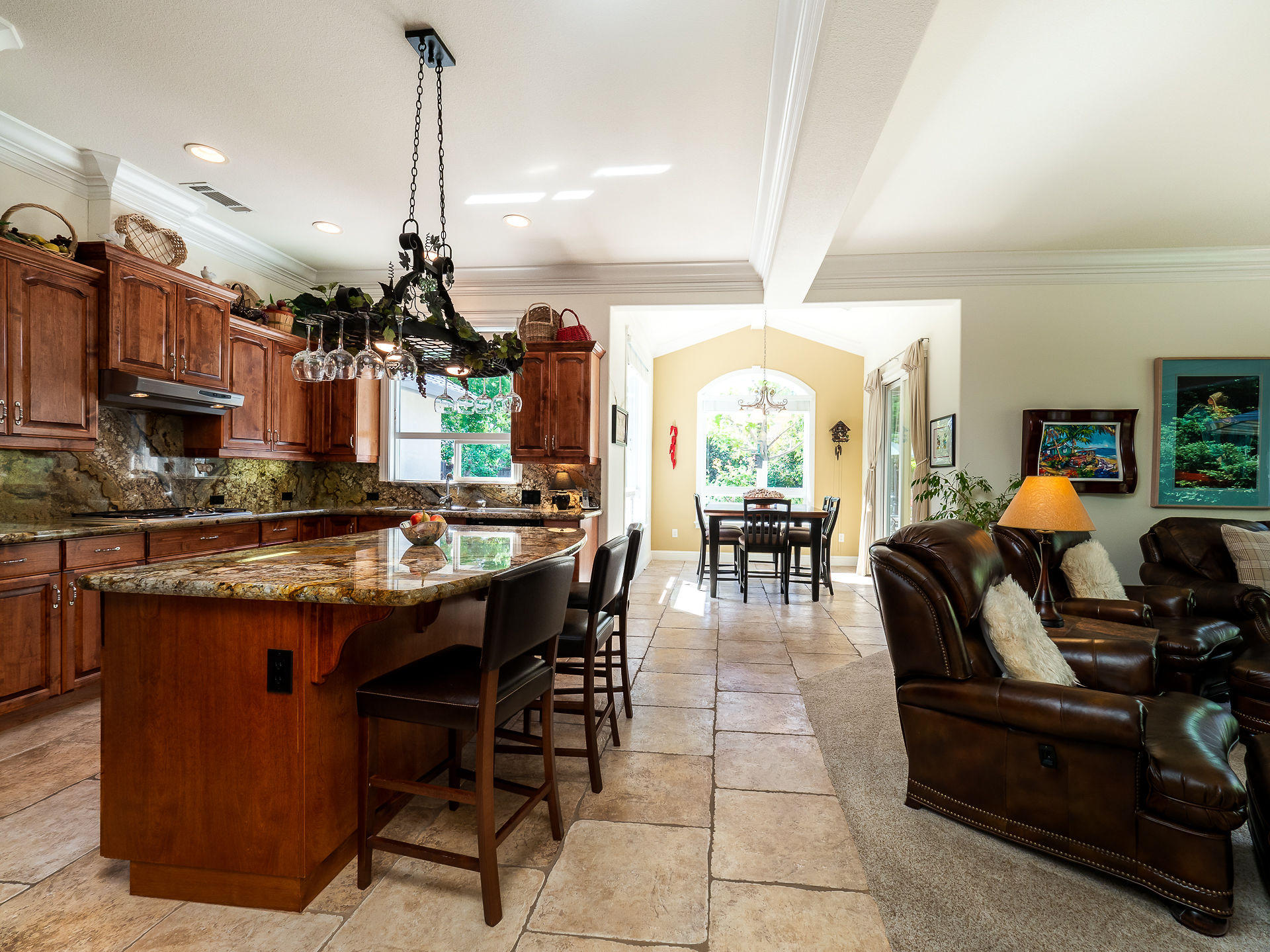 2637 La Rinconada Place Redding, CA 96002 - Photo 7 of 94 Kitchen