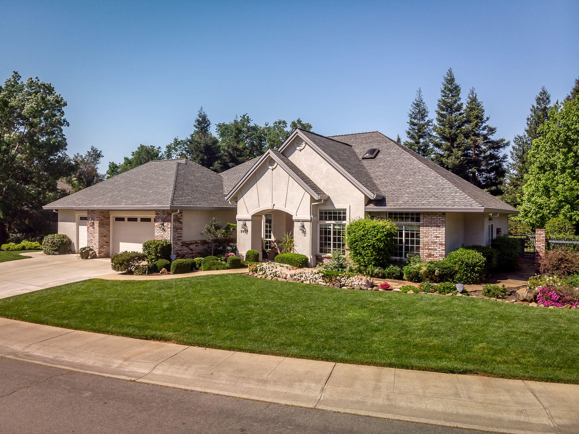 2637 La Rinconada Place Redding, CA 96002 - Photo 86 of 94 DJI_0468