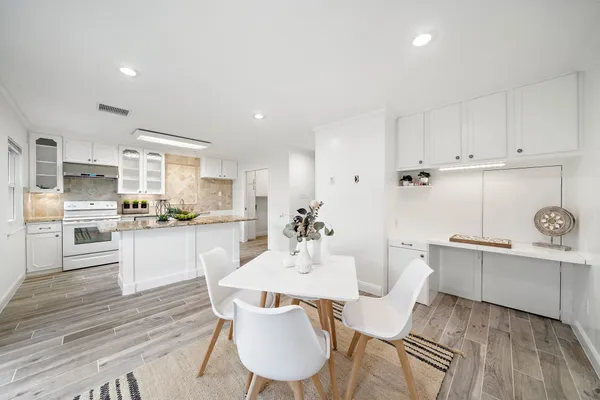 $2,650 | 6434 Burgoyne Dr., Unit 109, Houston, TX 77057