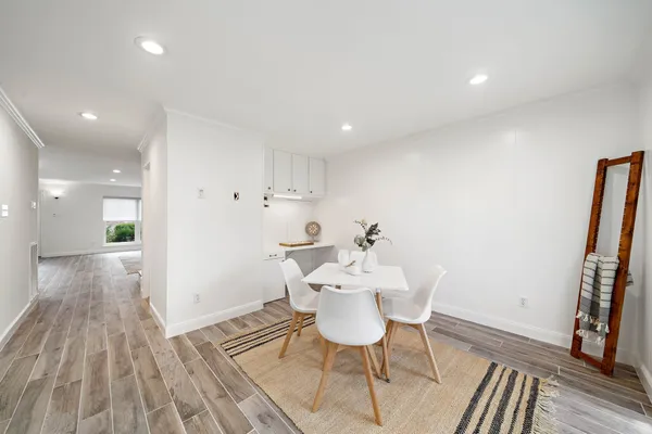 $2,650 | 6434 Burgoyne Dr., Unit 109, Houston, TX 77057