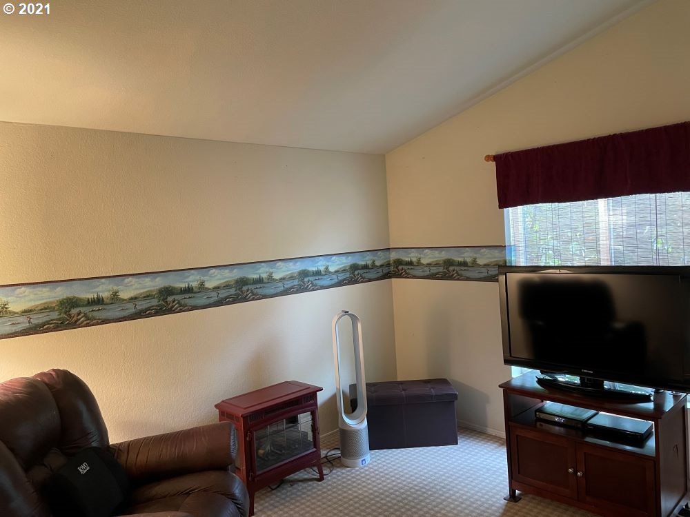 1459 Siano Loop Florence, OR 97439 - Photo 14 of 15 Gallery Image 14