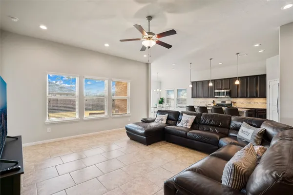 $2,650 | 14300 Congaree Court, Conroe, TX 77384