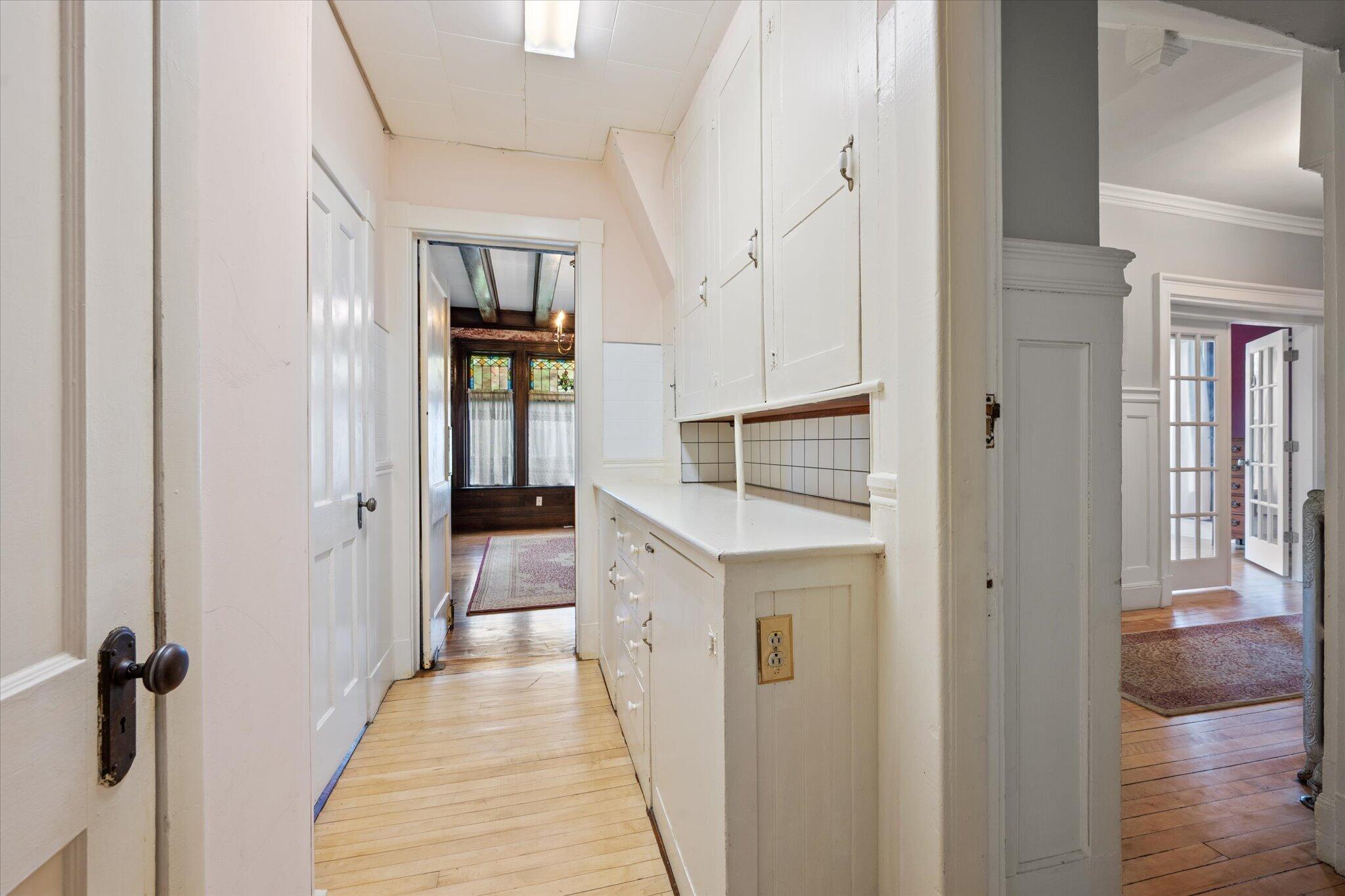 340 State Street Bangor, ME 04401 - Photo 24 of 71 28-Hallway