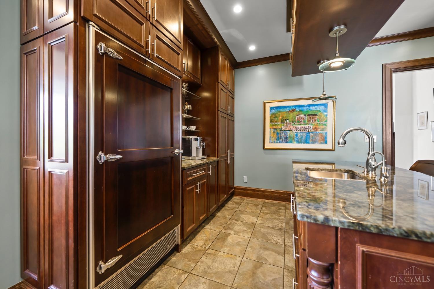 1945 Madison Road Cincinnati, OH 45206 - Photo 23 of 77 Gallery Image 23