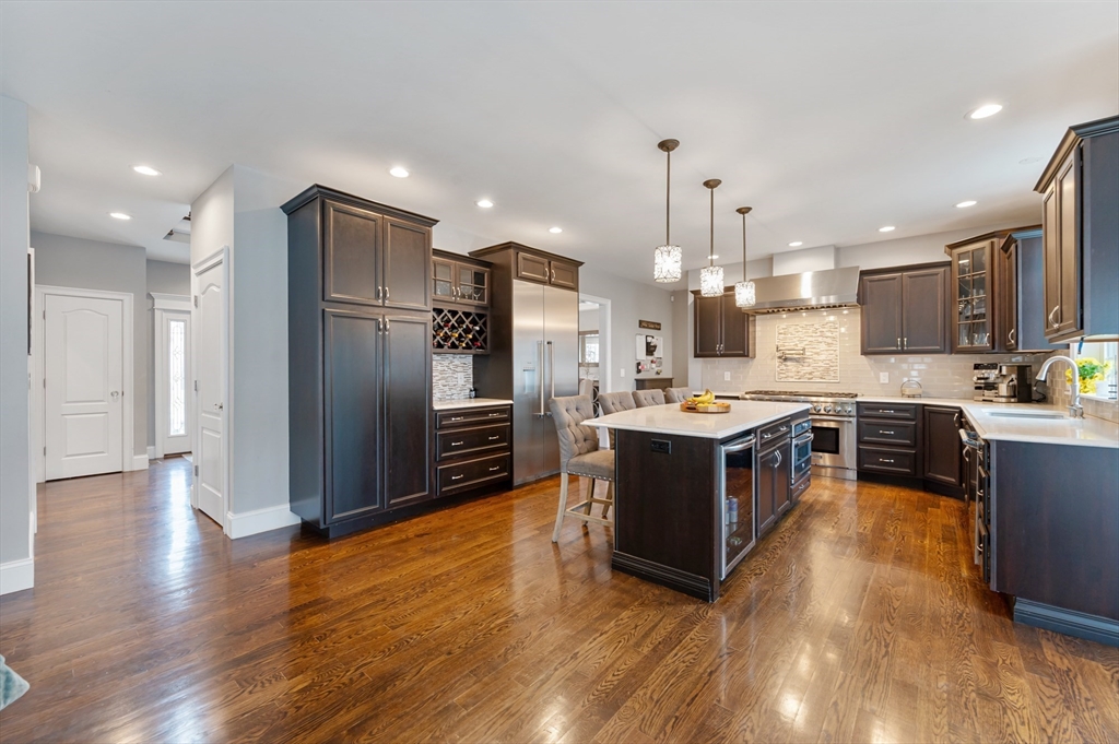 3 Morrison Road Burlington, MA 01803 - Photo 3 of 42 Gallery Image 3