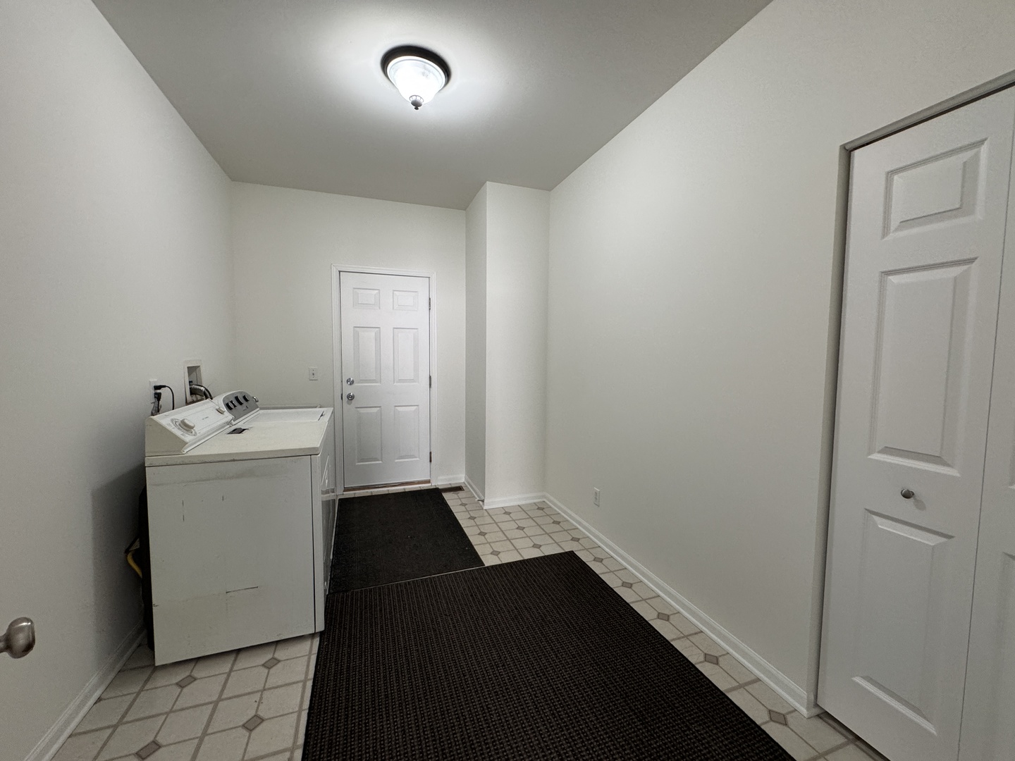 405 Preserve Drive Genoa, IL 60135 - Photo 12 of 24